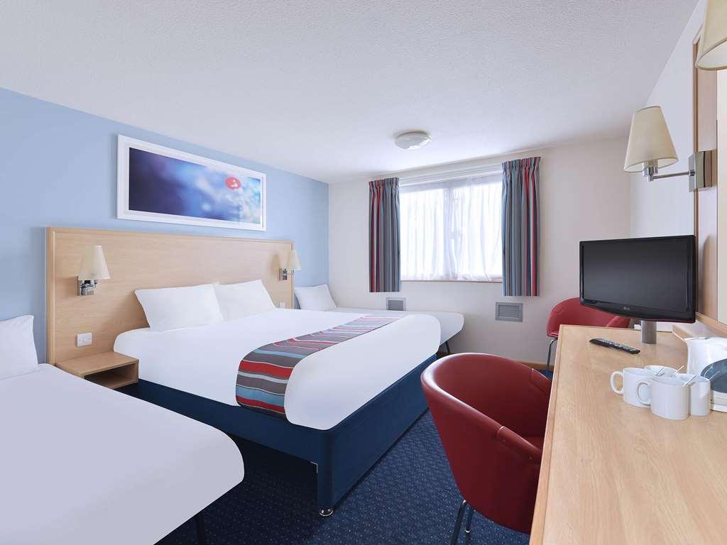 Travelodge Фраймли Удобства фото